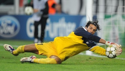 开云官网APP下载-_疯狂雪地漂移：冬季激情速度战_，雪地疯狂动物的位置在哪里