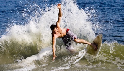 开云网站-运动员的“多面人生”：明星球员跨界新动作，体育明星运动员